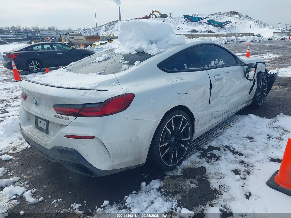 BMW M850 2025