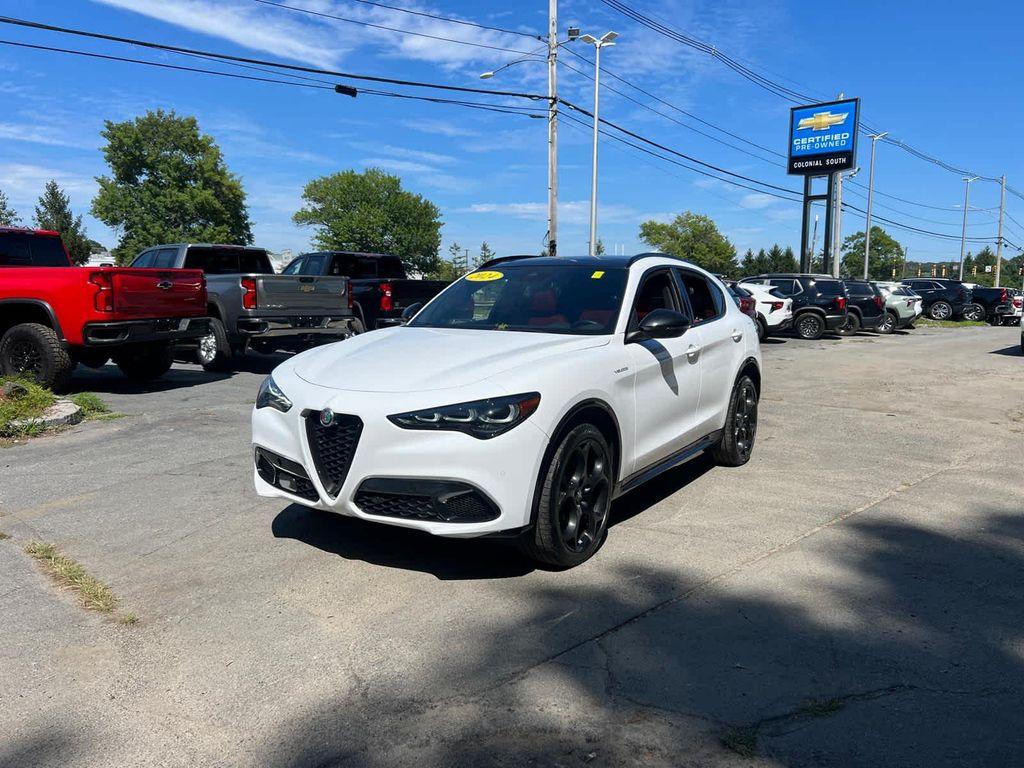 Alfa Romeo Stelvio 2024