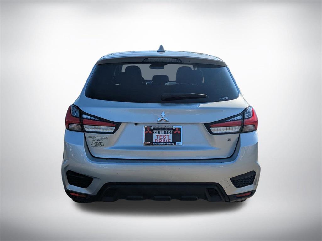 Mitsubishi Outlander Sport 2024