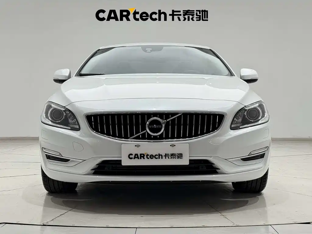 Volvo S60 2020