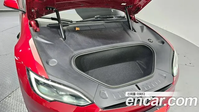 Tesla Model S 2023
