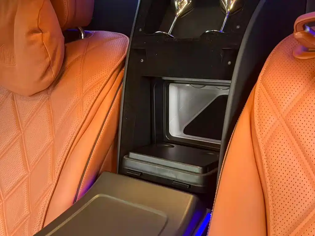 Mercedes-Benz Maybach S-Класс 2023