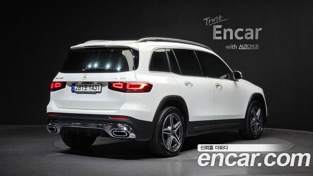 Mercedes-Benz GLB 2021