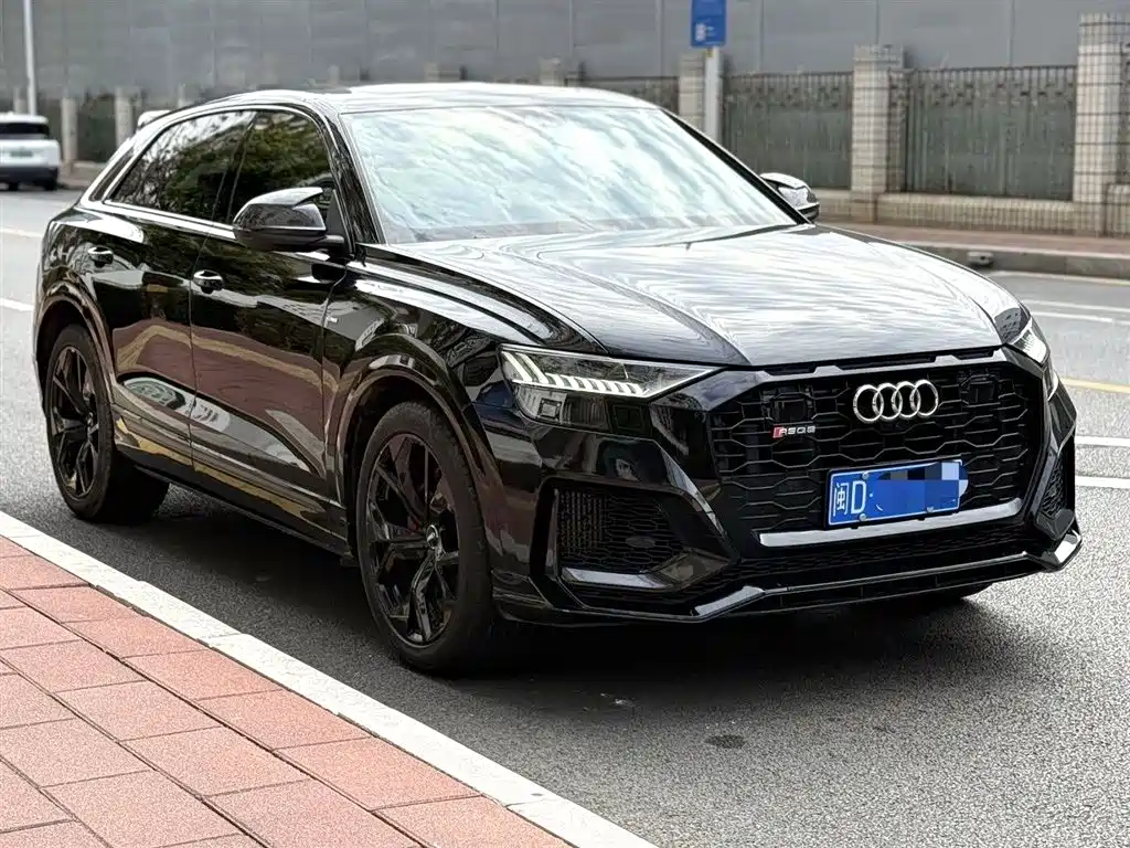 Audi Q8 2021