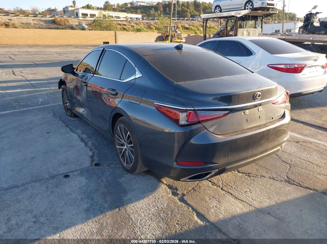 Lexus ES 2025