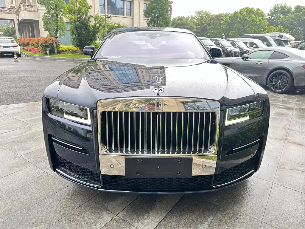 Rolls-Royce Ghost 2023