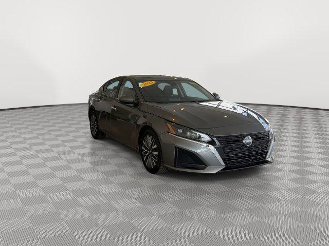 Nissan Altima 2023