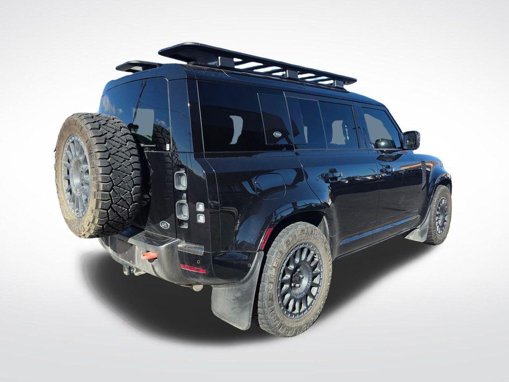 Land Rover Defender 2021