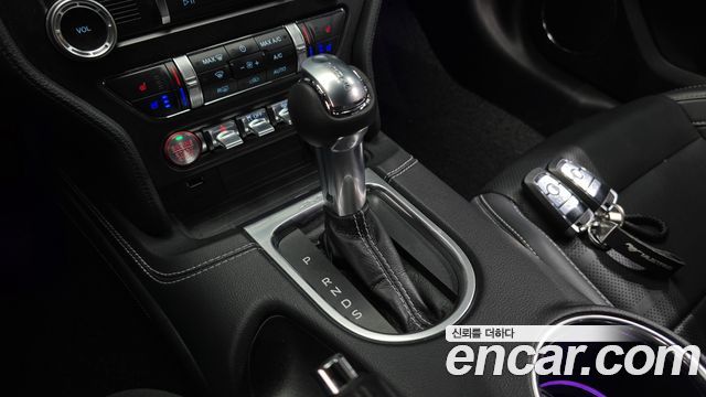 Ford Mustang 2021