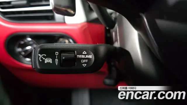 Porsche Macan 2024