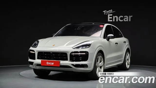 Porsche Cayenne 2022