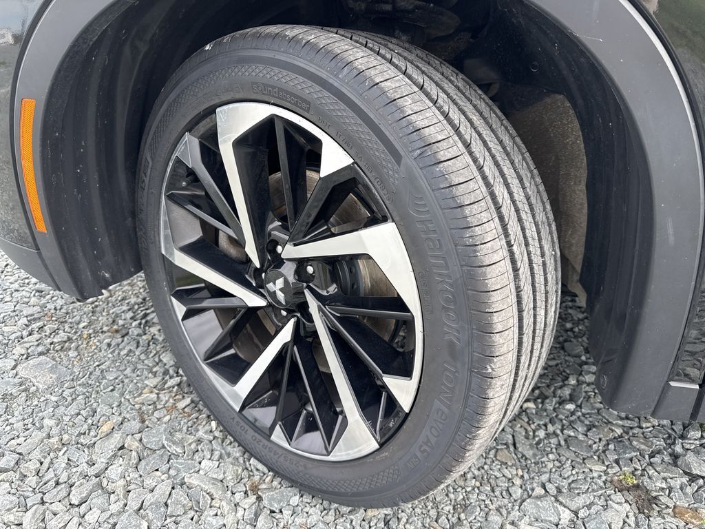 Mitsubishi Outlander 2024