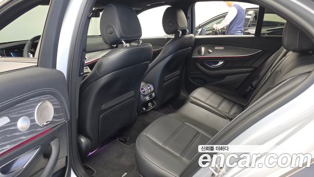 Mercedes-Benz E-Класс 2023