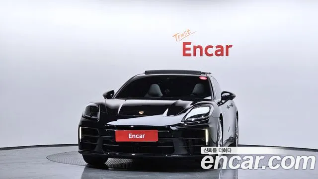 Porsche Panamera 2025