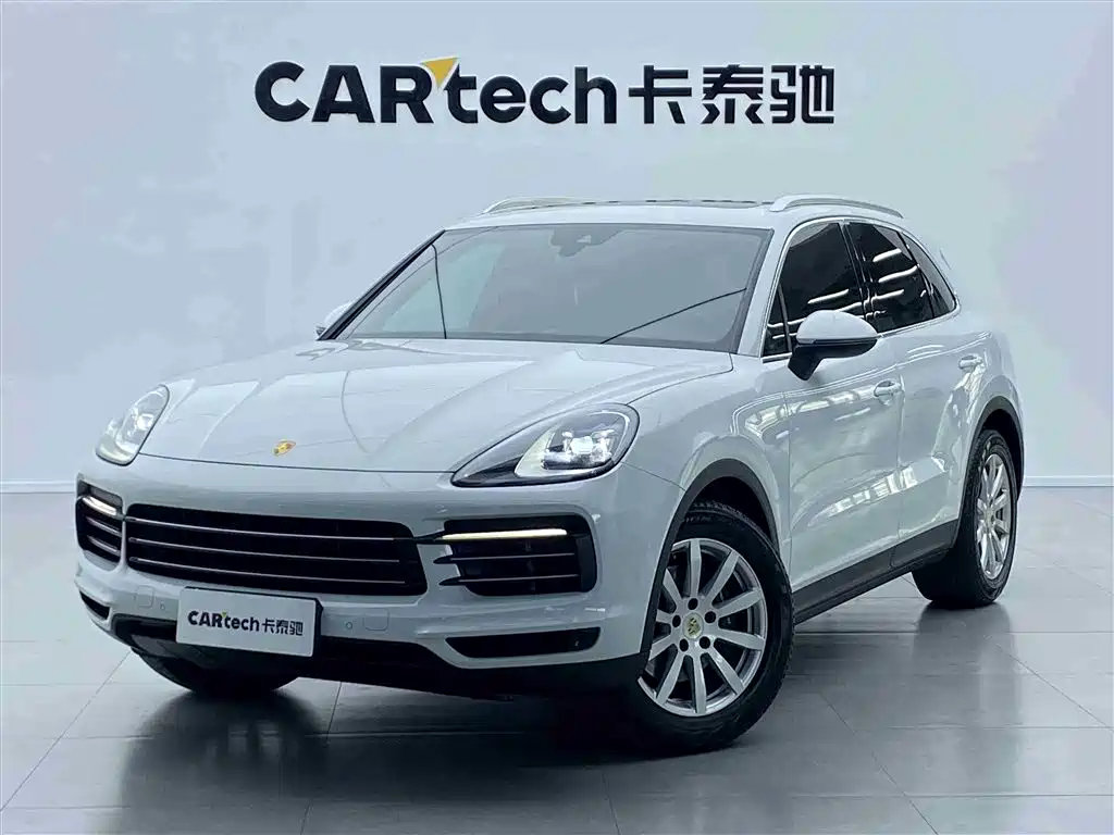 Porsche Cayenne 2021