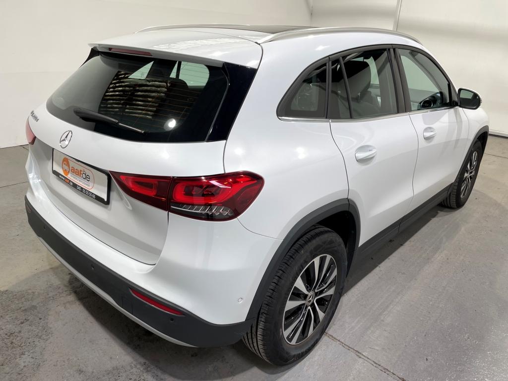 Mercedes-Benz GLA 200 2022