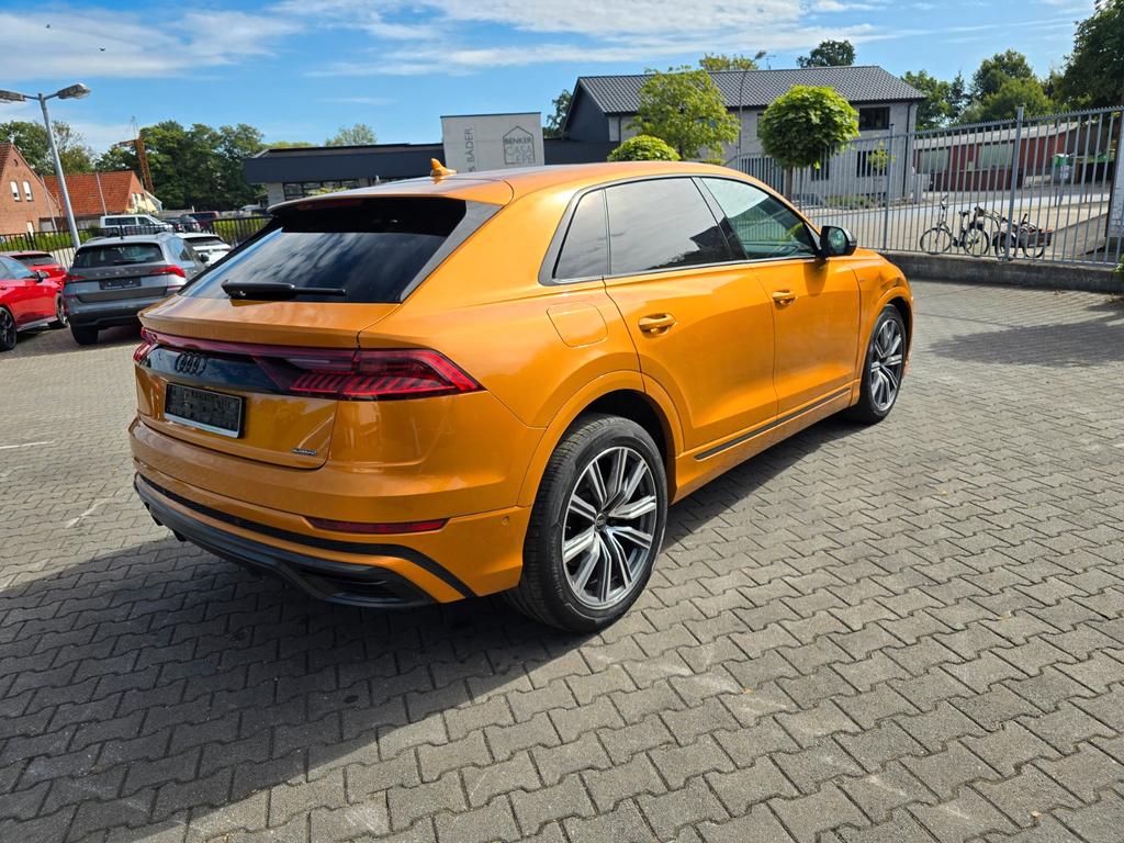 Audi Q8 2023