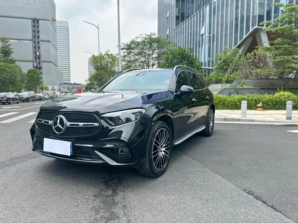 Mercedes-Benz GLC 2025