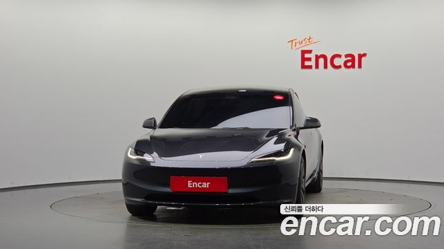 Tesla Model 3 2025