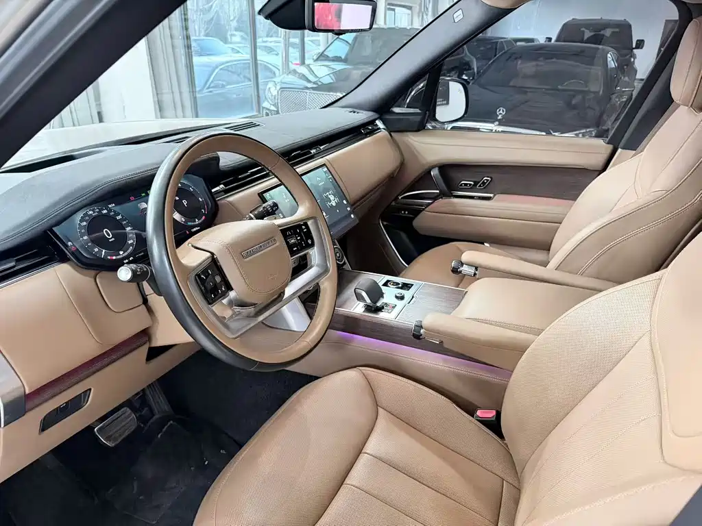 Land Rover Range Rover 2023