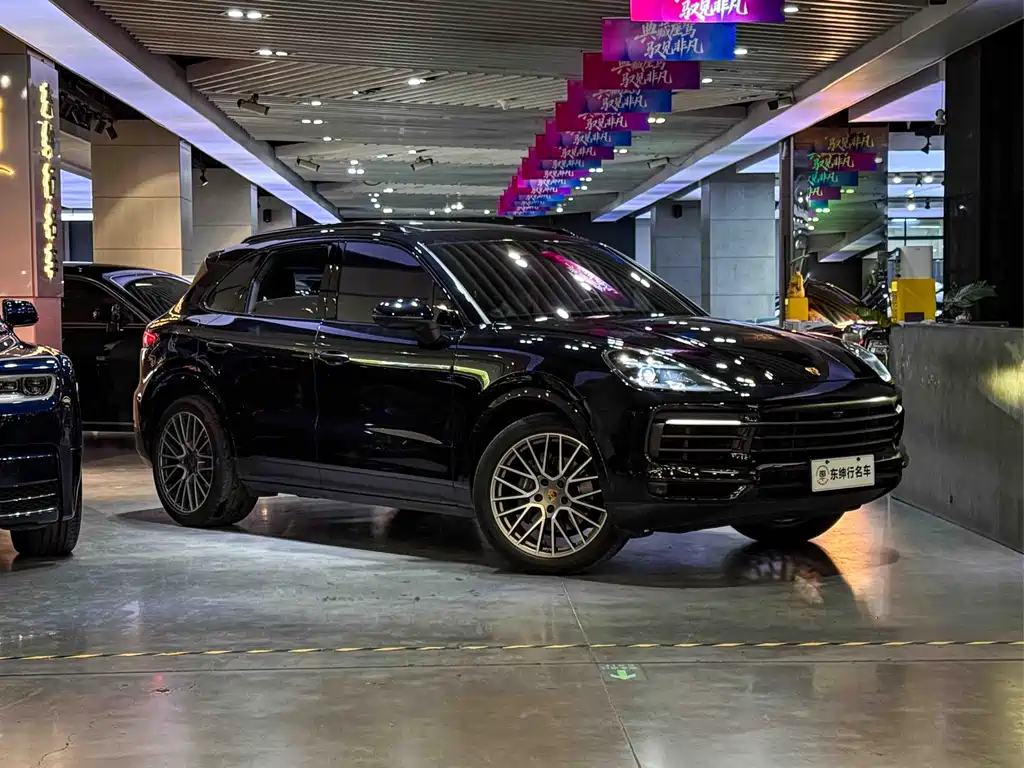 Porsche Cayenne 2023