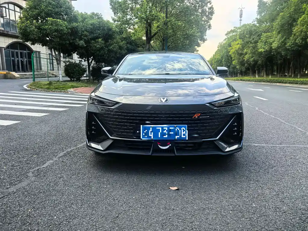 Changan UNI-V 2022