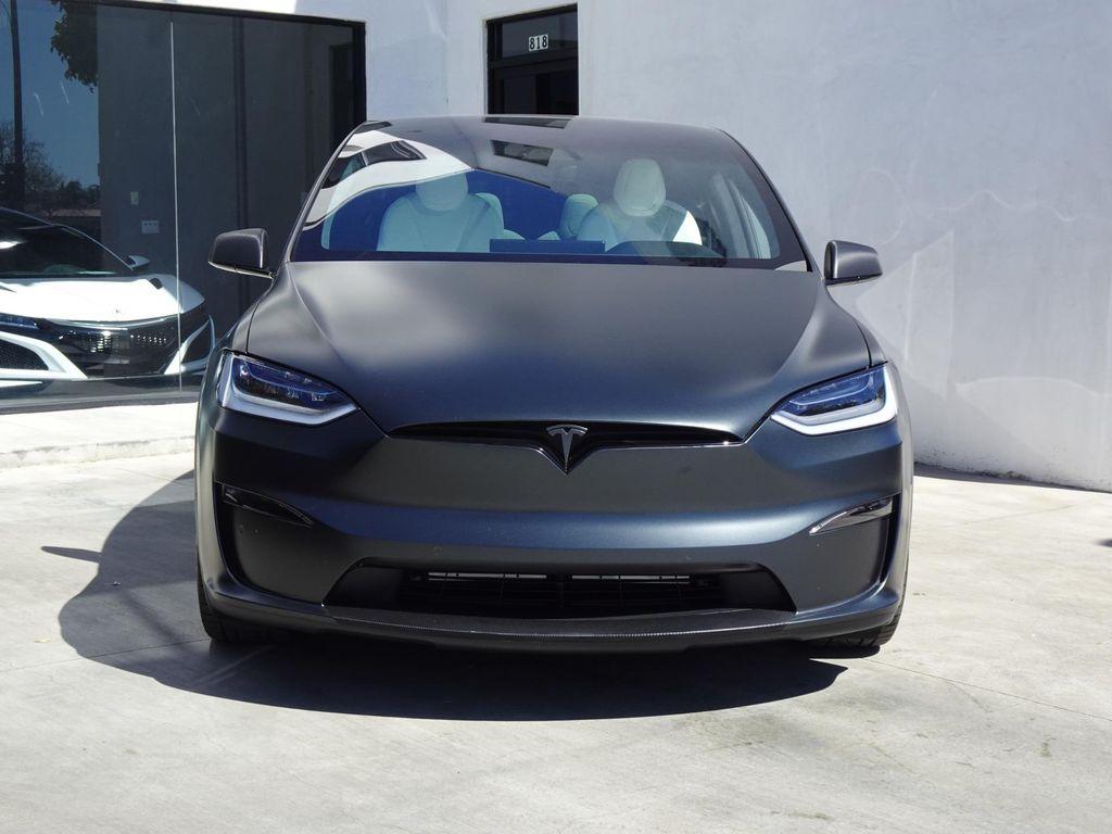 Tesla Model X 2022