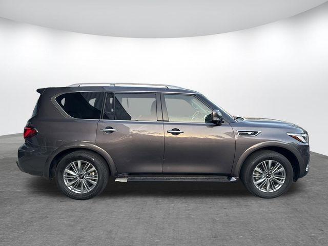 Infiniti QX80 2023