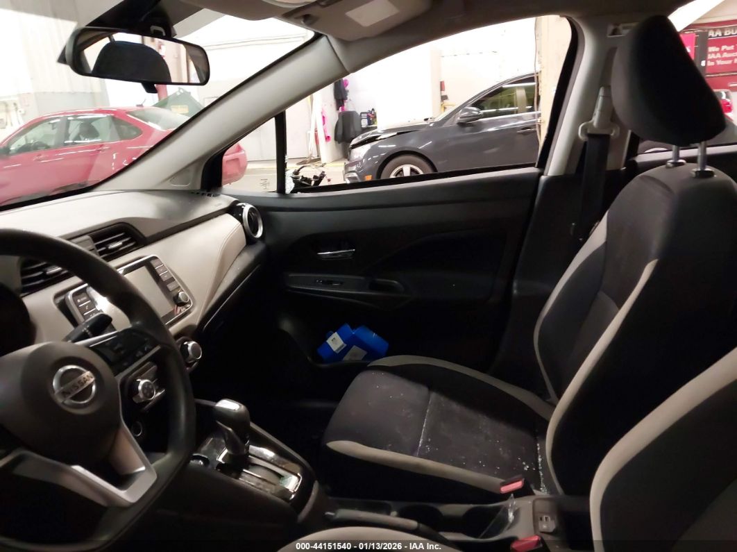 Nissan Versa 2021