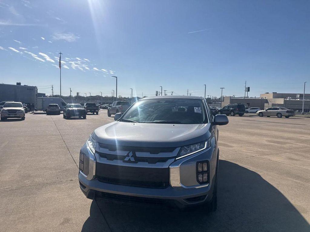 Mitsubishi Outlander Sport 2023