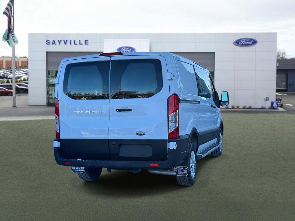 Ford Transit 2024