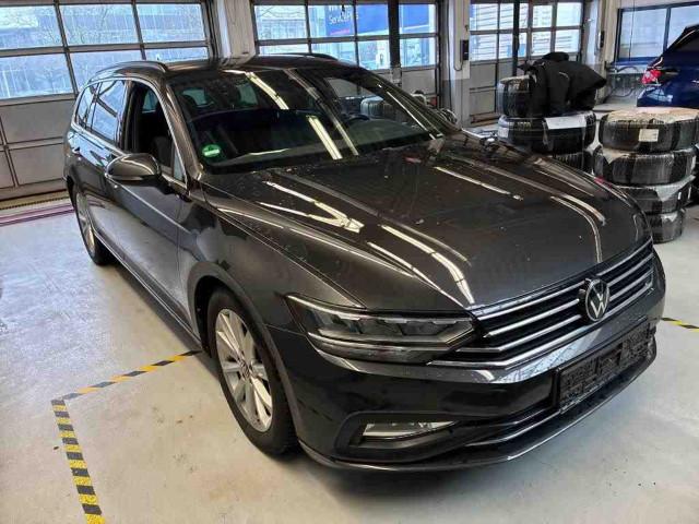 Volkswagen PASSAT VARIANT 2023