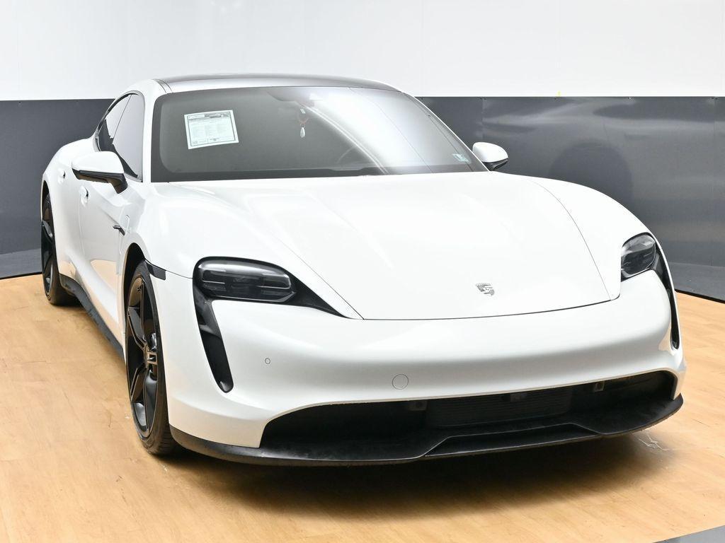 Porsche Taycan 2021