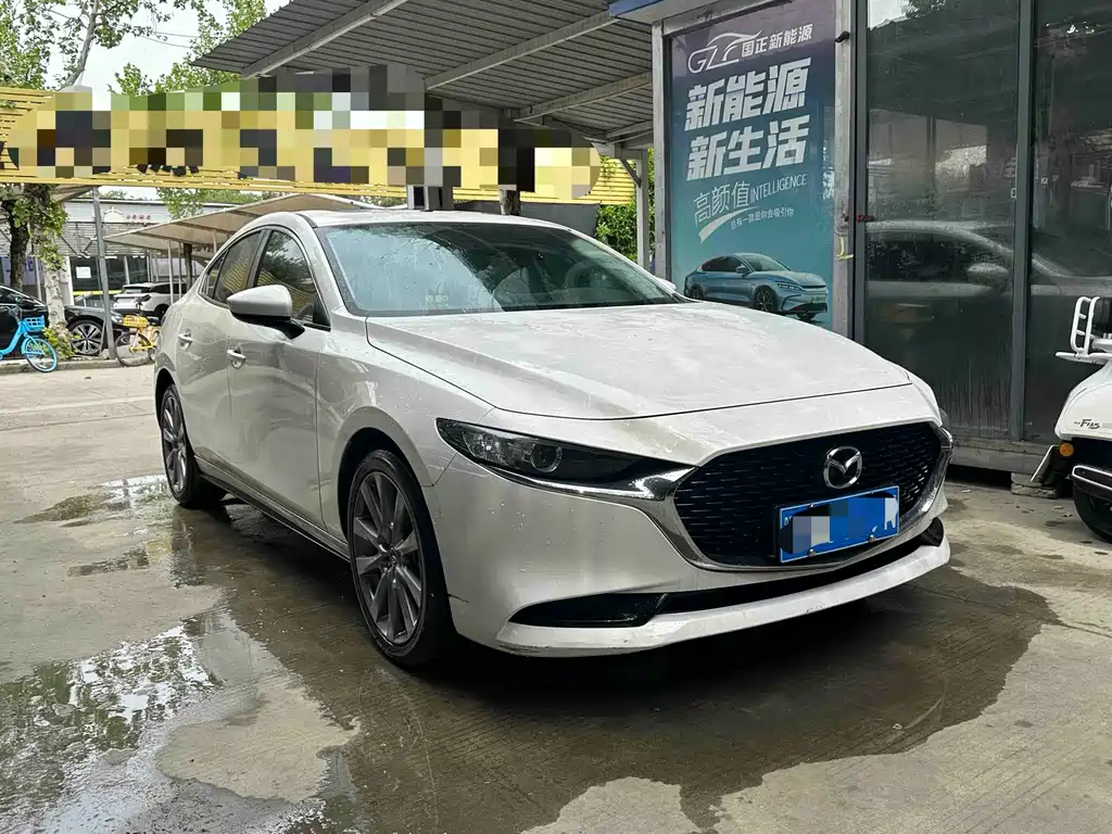 Mazda 3 2025
