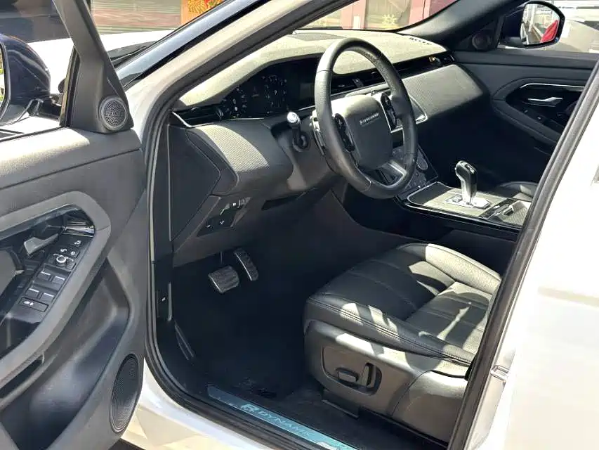 Land Rover Range Rover Evoque 2021