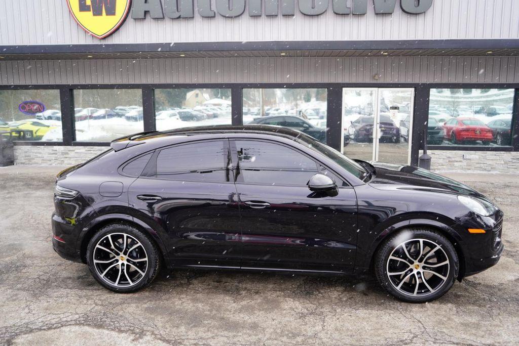 Porsche Cayenne 2021
