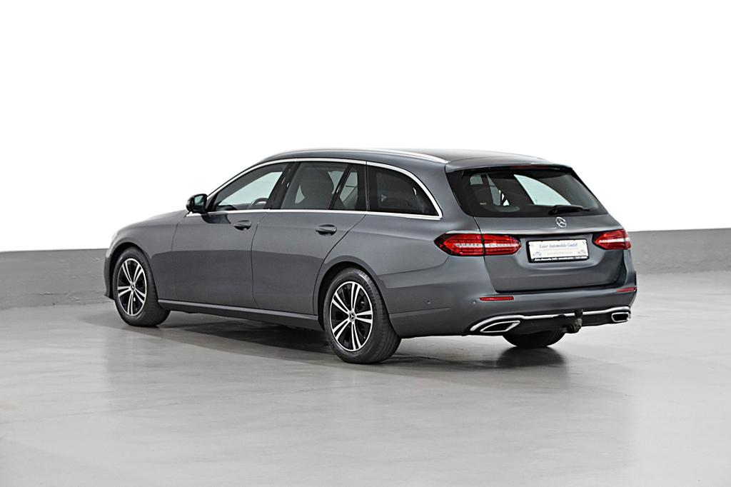Mercedes-Benz E 220 2021