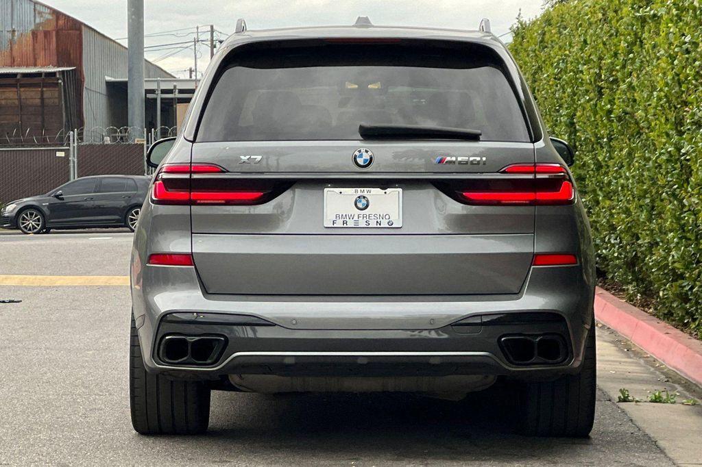 BMW X7 2024
