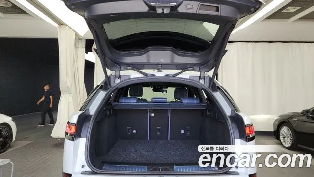 Land Rover Range Rover Velar 2020