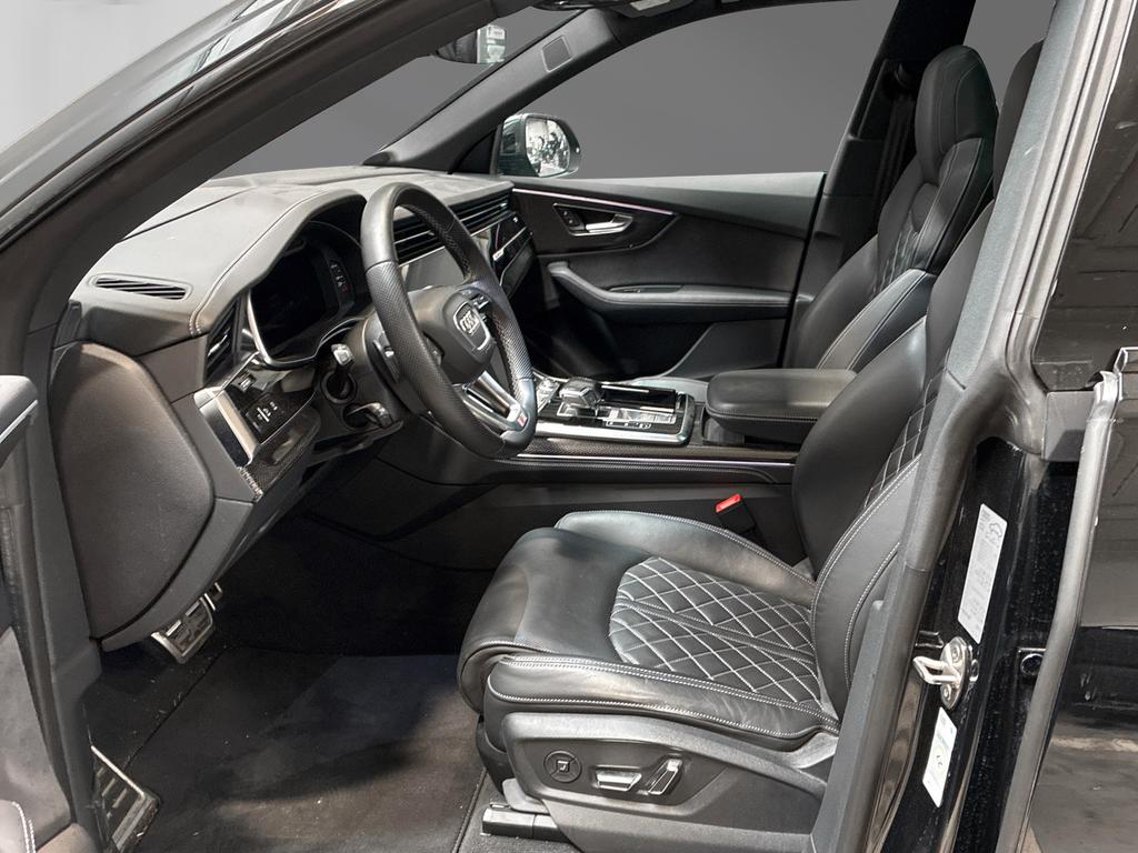 Audi Q8 2023