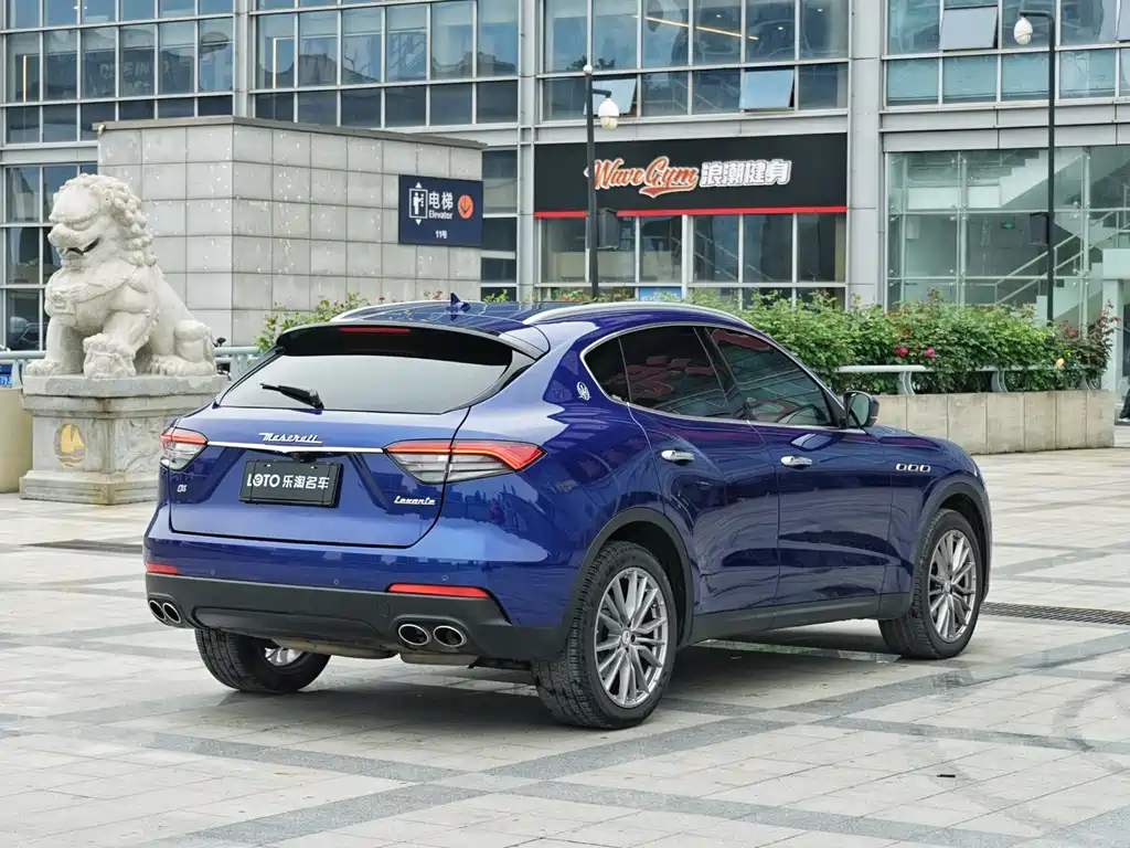 Maserati Levante 2021