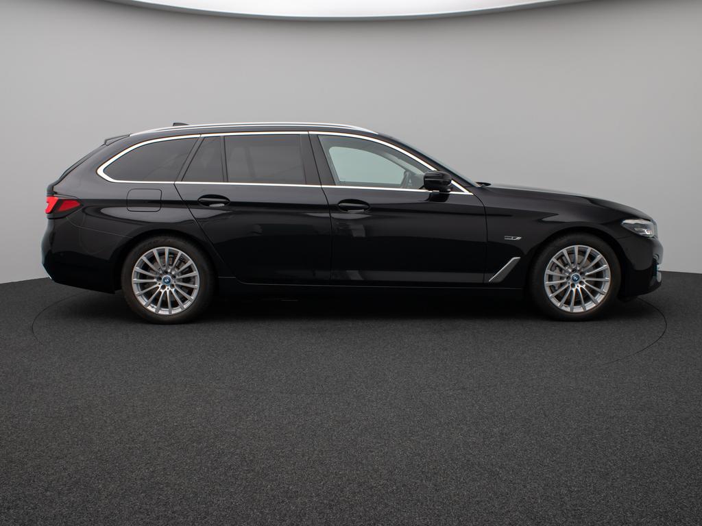 BMW 530 2021