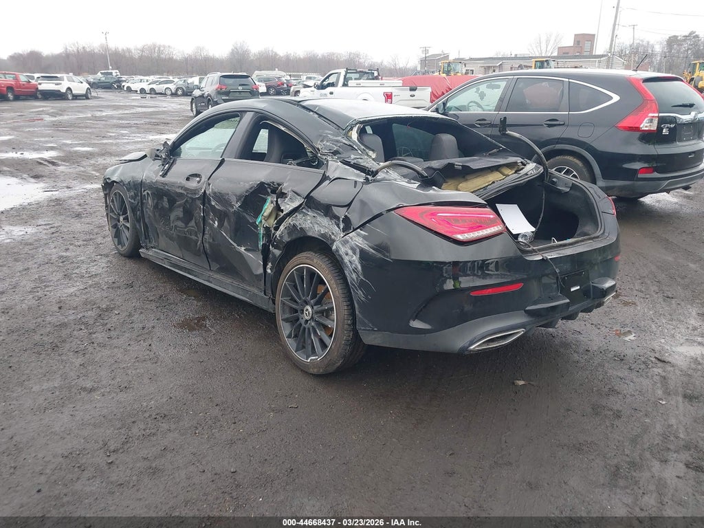 Mercedes-Benz CLA 2022
