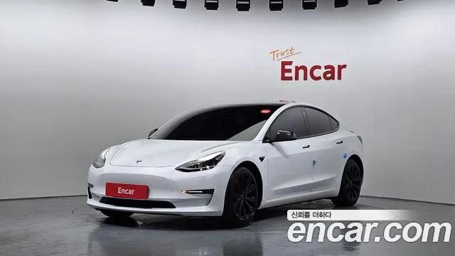Tesla Model 3 2021