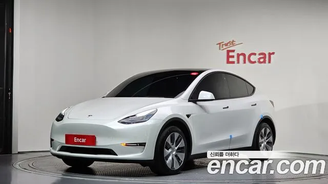 Tesla Model Y 2021