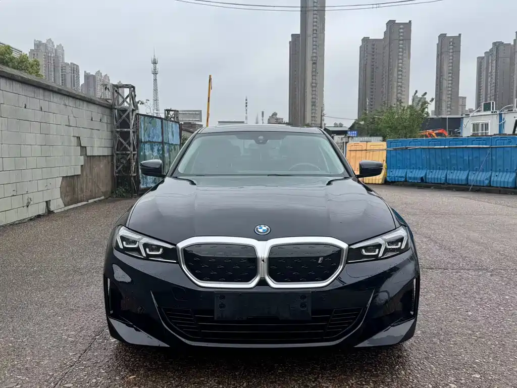 BMW i3 2023