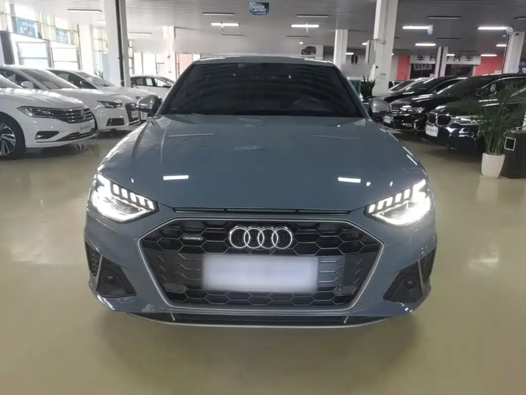 Audi A4 2022