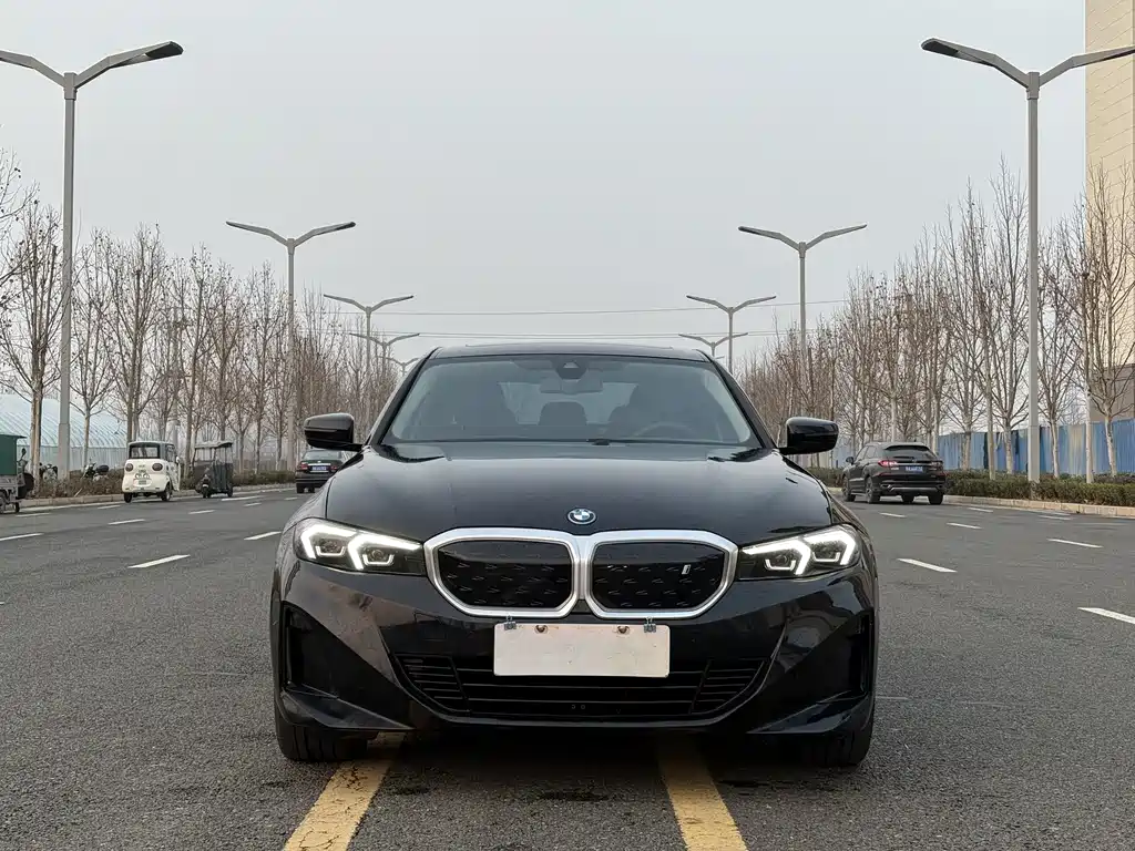 BMW i3 2024