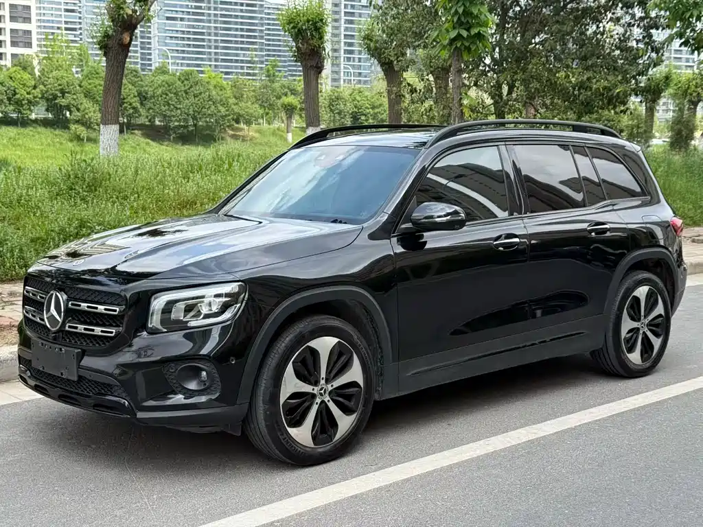 Mercedes-Benz GLB 2021