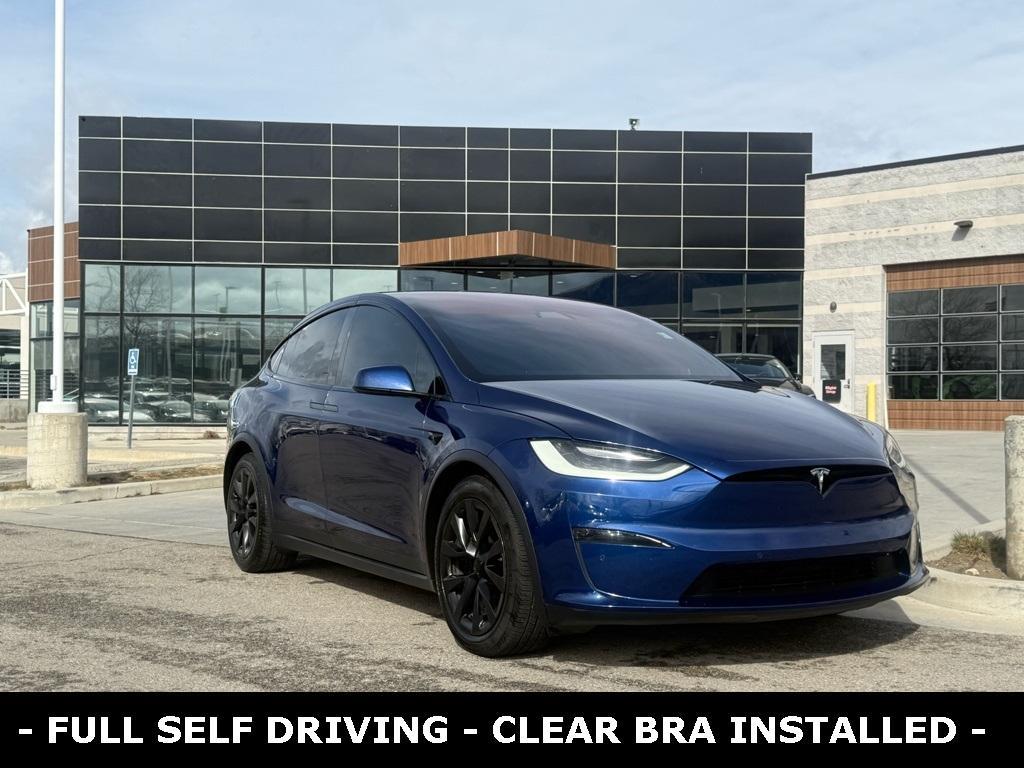 Tesla Model X 2022